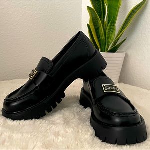 Guess Shaya Chunky Loafers Black Gold Size 6 NIB